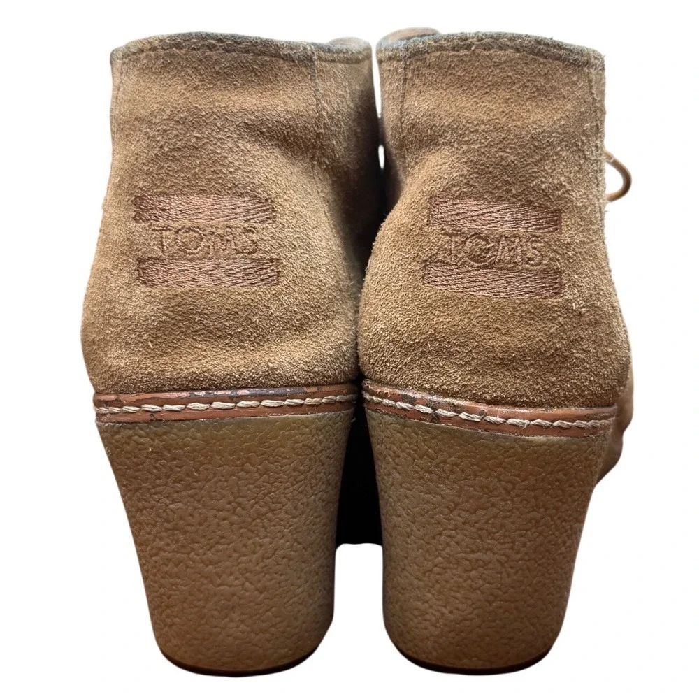 TOMS Kala Desert Wedge Tan Suede Lace Up Ankle Booties Womens 9.5 10010941‎